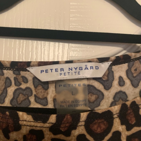 Peter Nygard Animal Print Top - Picture 2 of 3